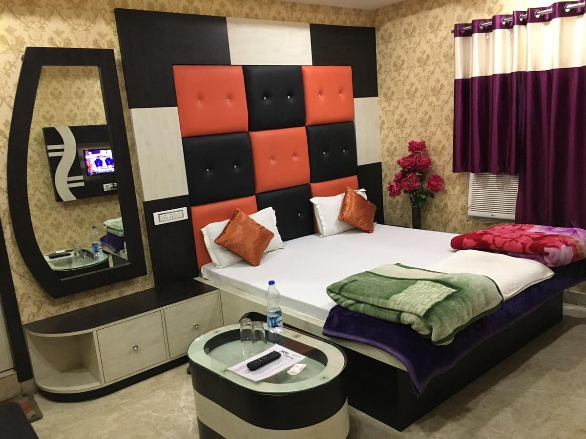 Hotel Natraj Sasarām Buitenkant foto